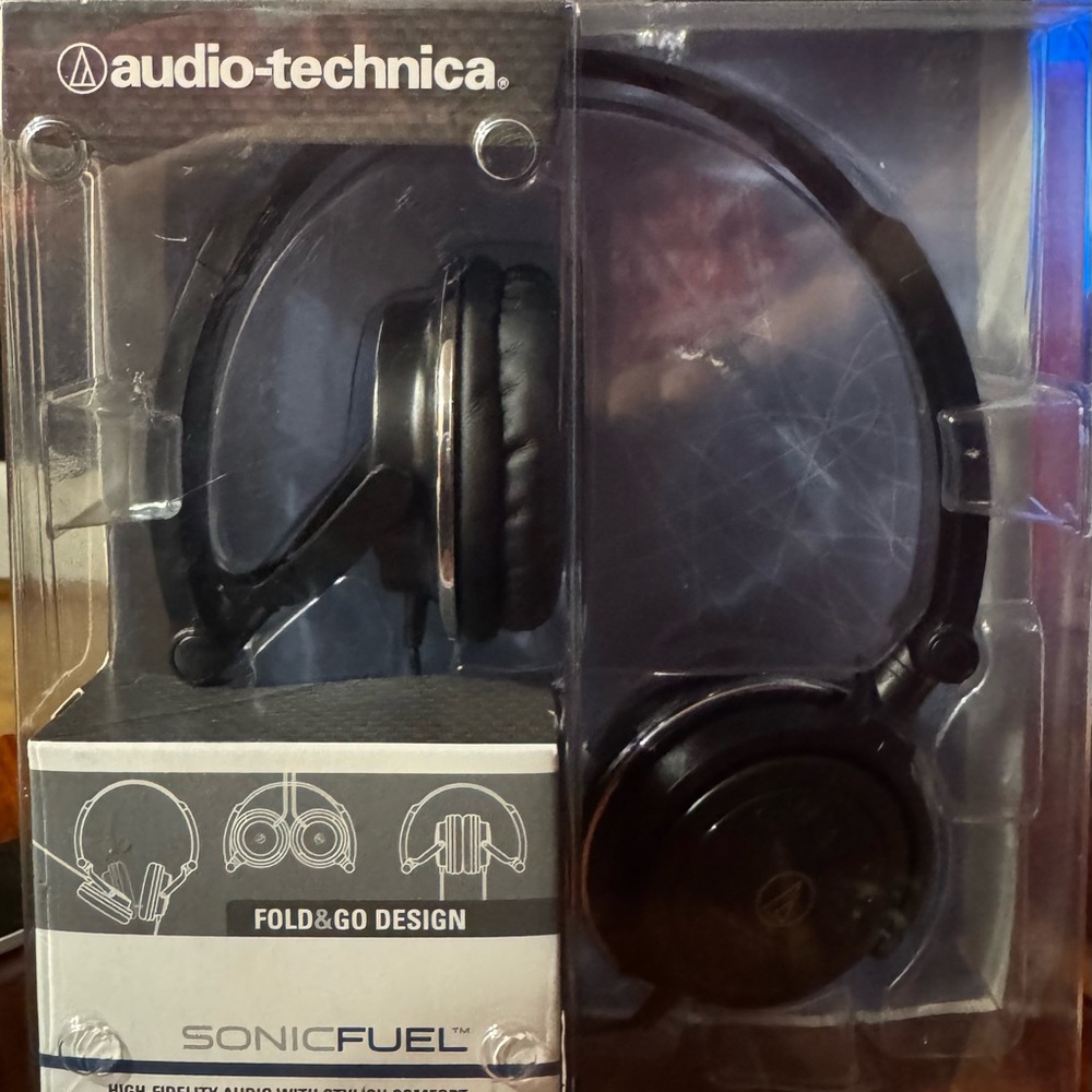 Audio Technica ATH-SJ11 SonicFuel Black Headphones